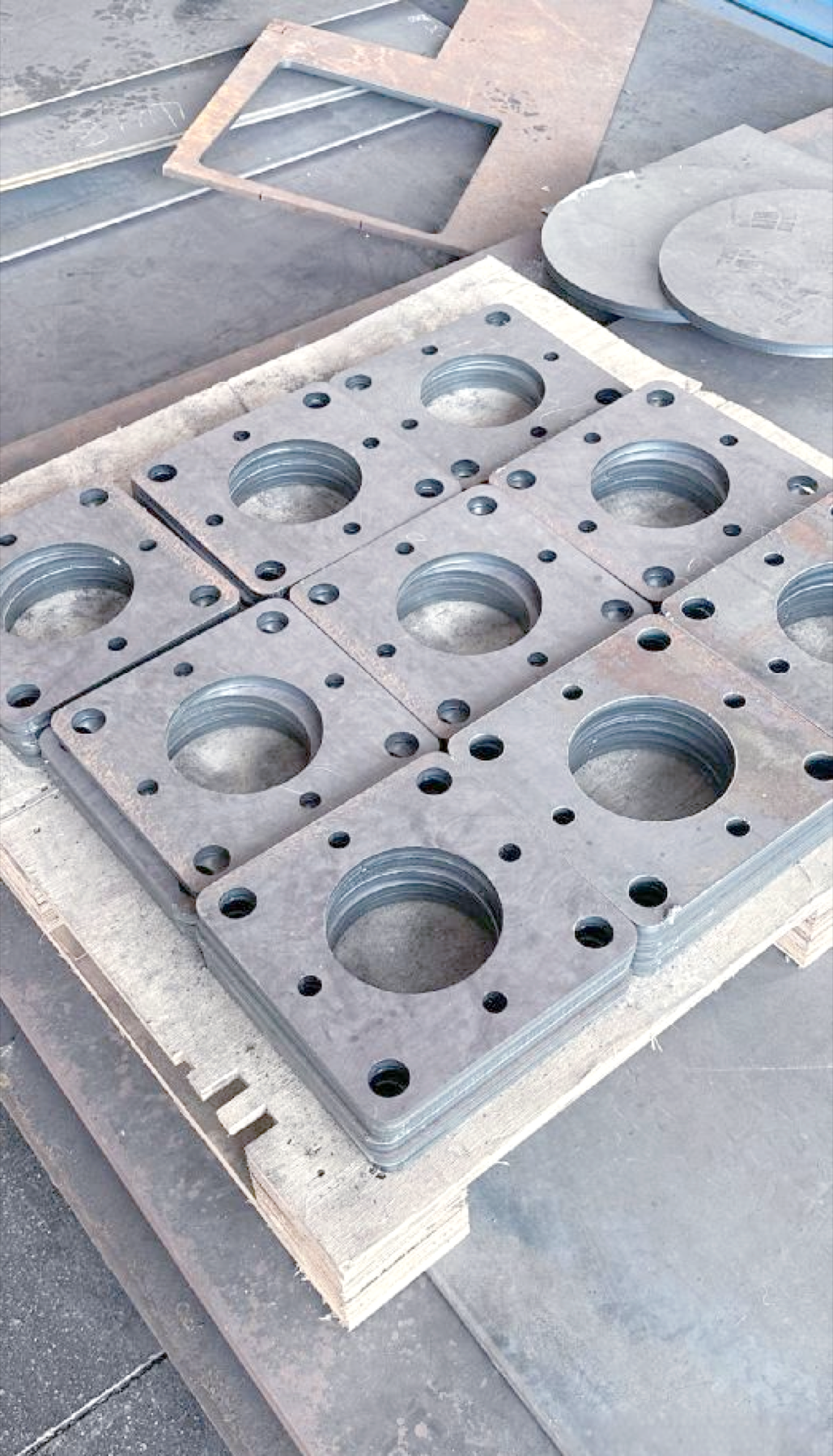 Holes, Slots & Cutouts