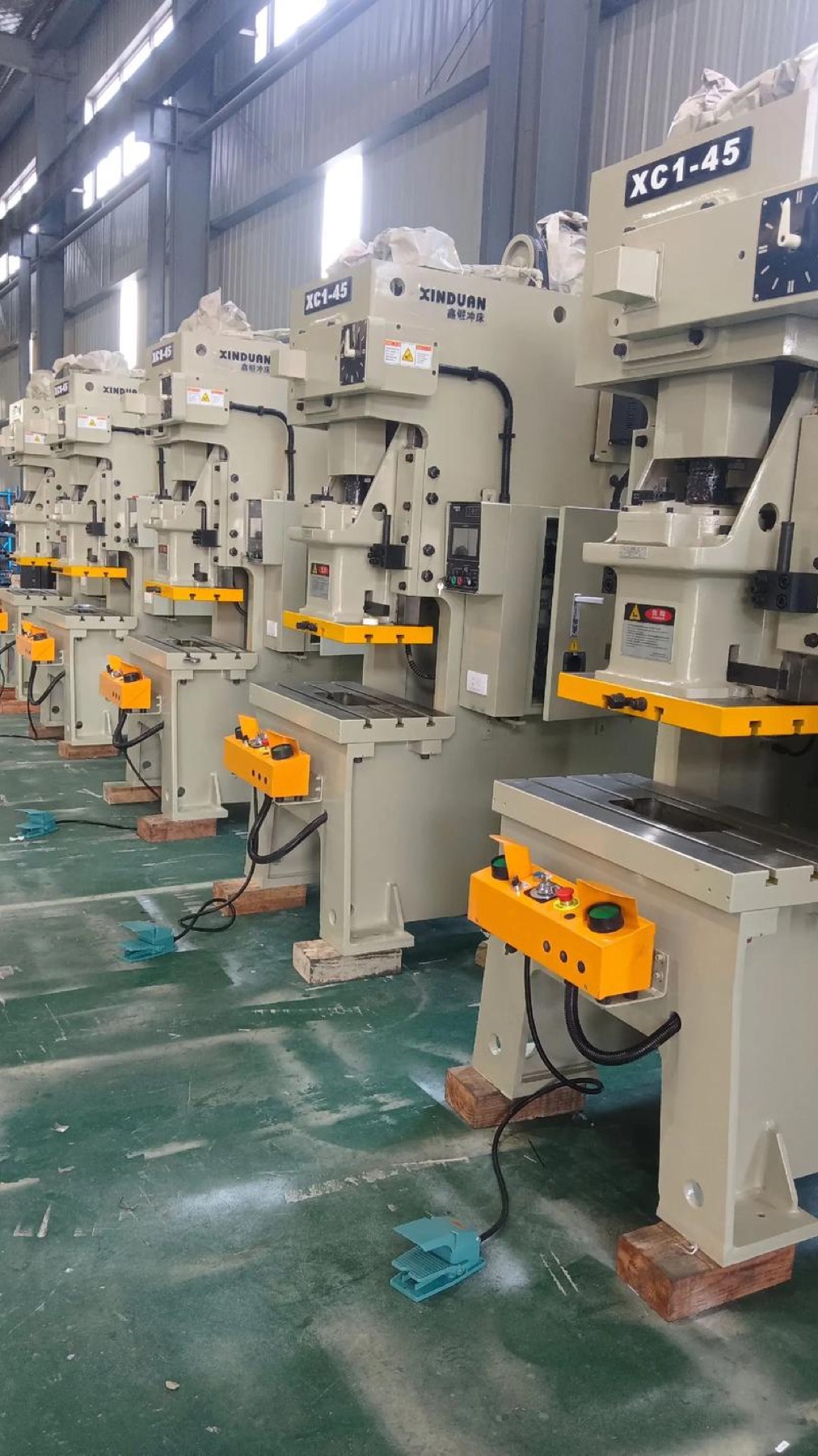 Metal stamping press production line